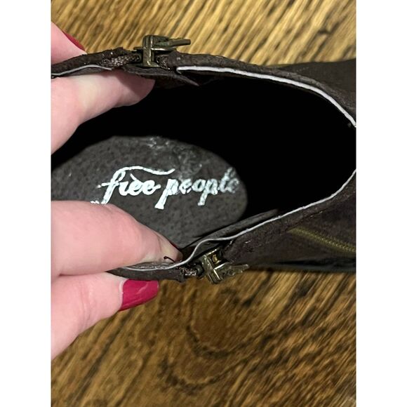 NIB Free People Crossings Western Snake Embossed Ankle Boot in Taupe 7 - Picture 3 of 10